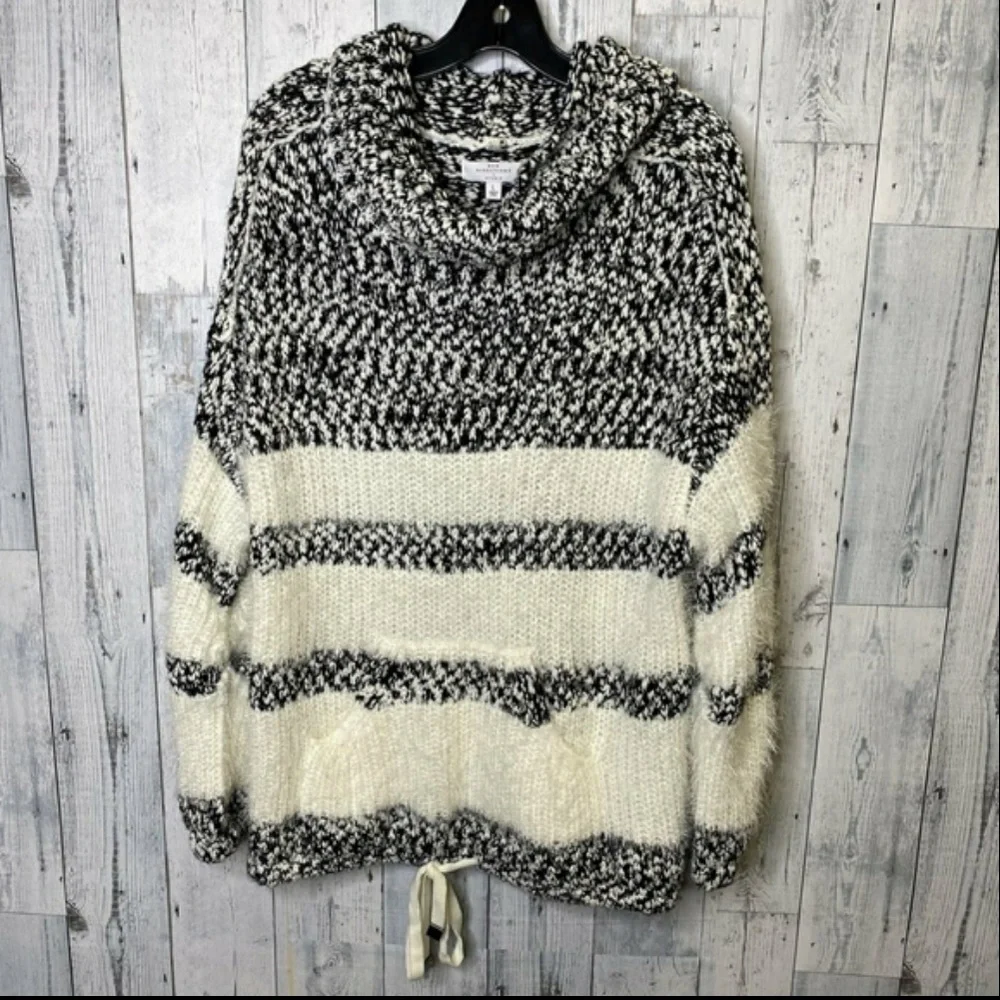 New Directions Eyelash Knit Kangaroo Pouch Sweater EUC sz L